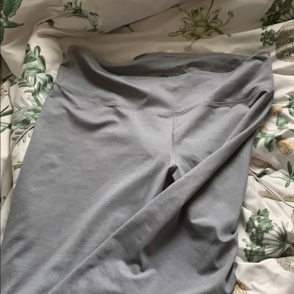 Grey activewear leggings.